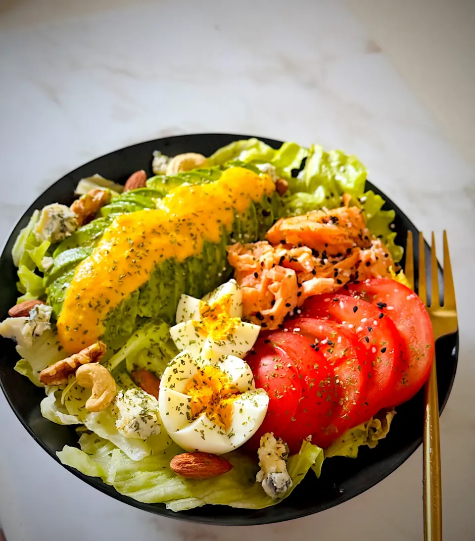 Snapdishの料理写真:本日のパワーサラダ🥗with自家製キャロットドレッシング|Megさん