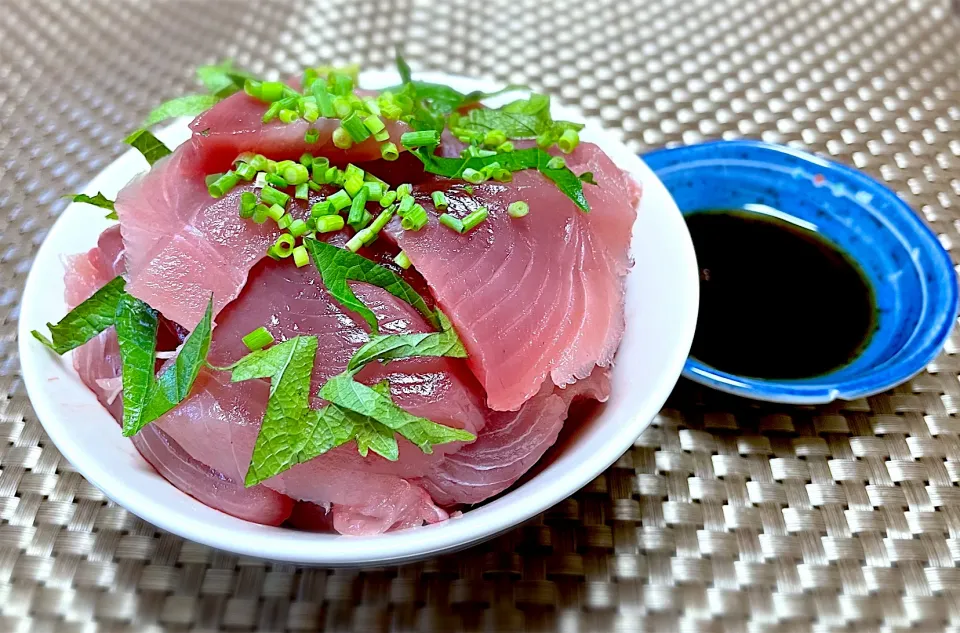 メバチマグロ丼🐟|ちゃっぴ〜さん