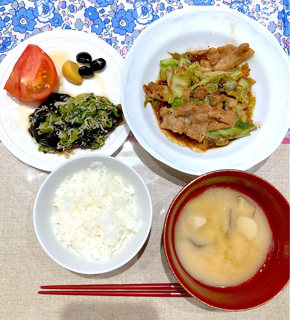 回鍋肉とワカメと雑魚ときゅうりの酢の物|おしゃべり献立さん