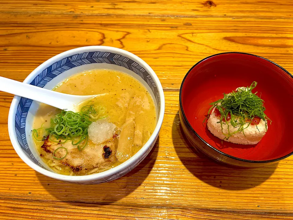 今日のランチ🍜🍙✨|yokoさん