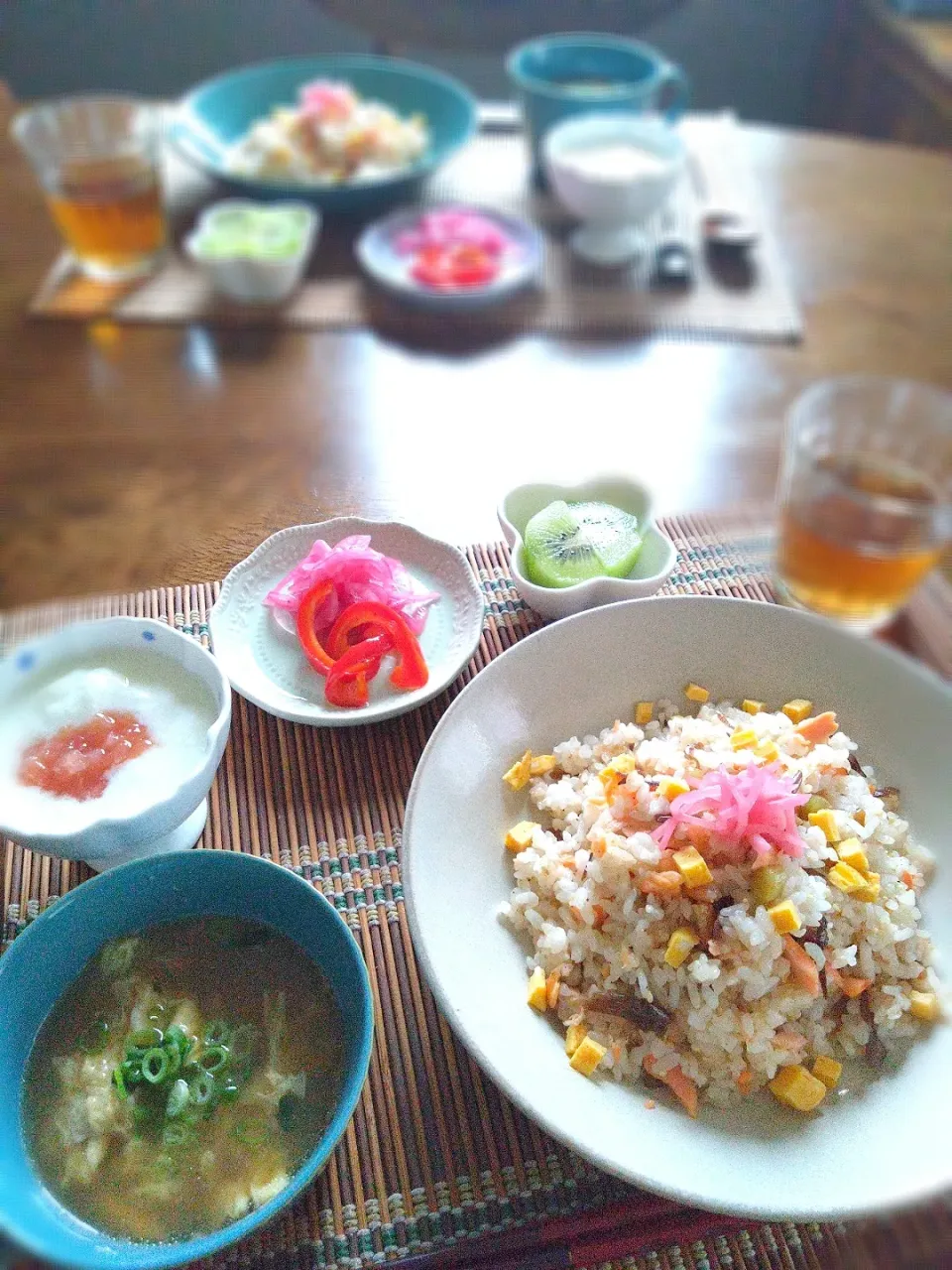 朝ごはん☔！|まめころさん