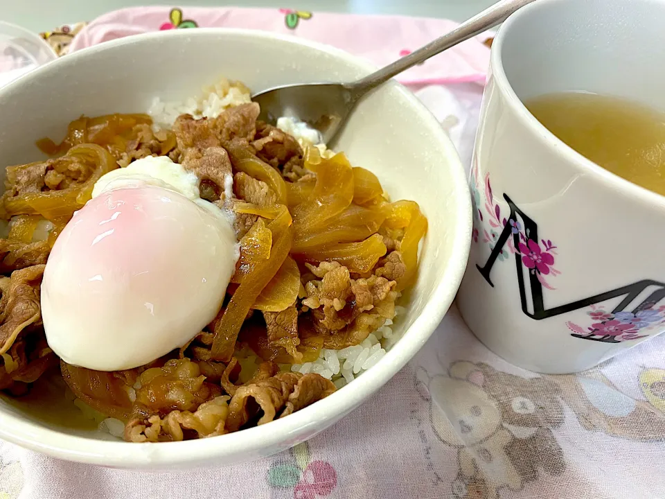 汁だく牛丼温玉乗せ弁当♪|rin♪さん