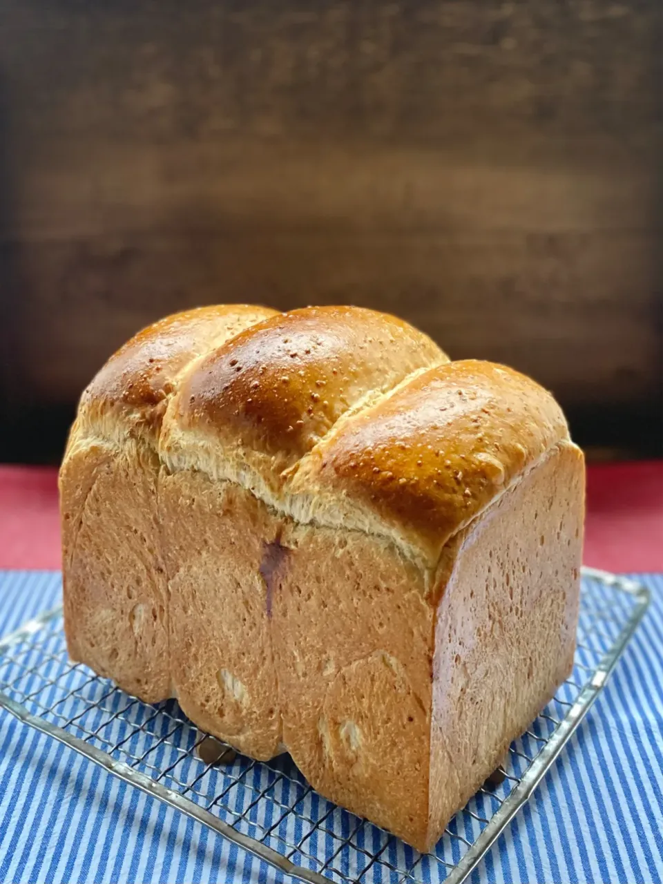 Snapdishの料理写真:ライ麦食パン|けいこさん