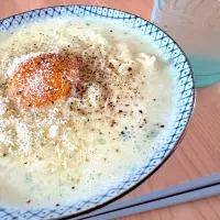 塩ラーメンで作るなんちゃってカルボナーラ|うみかぜさん