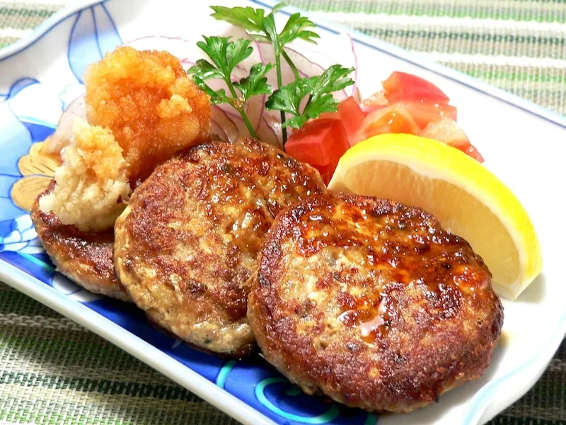 子どもも喜ぶいわしハンバーグレシピ…たれも簡単、ふわふわ柔らか！ #AllAbout|All About 料理レシピさん