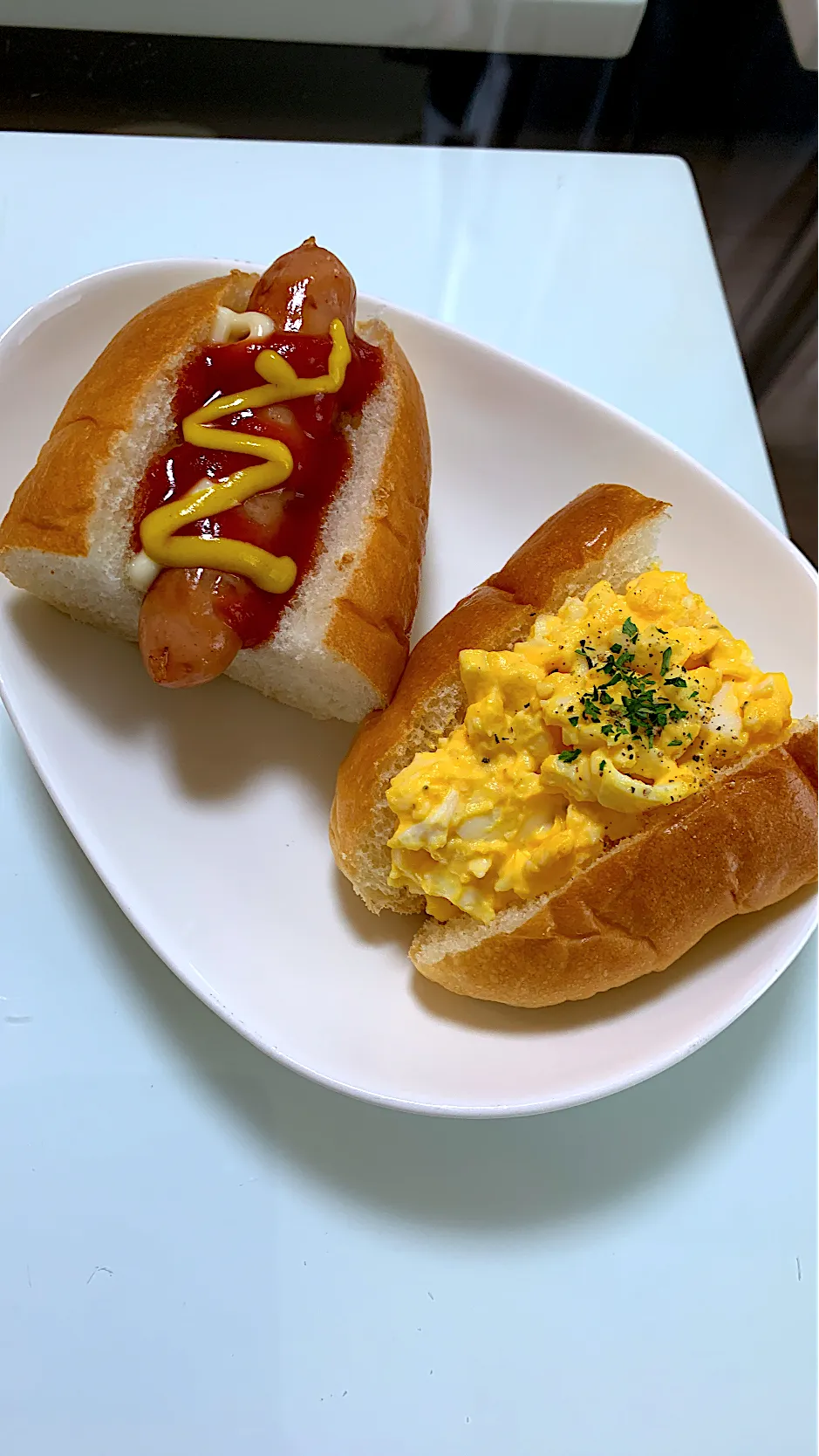 ミニホットドッグと卵サンド|心に七つの傷の男さん