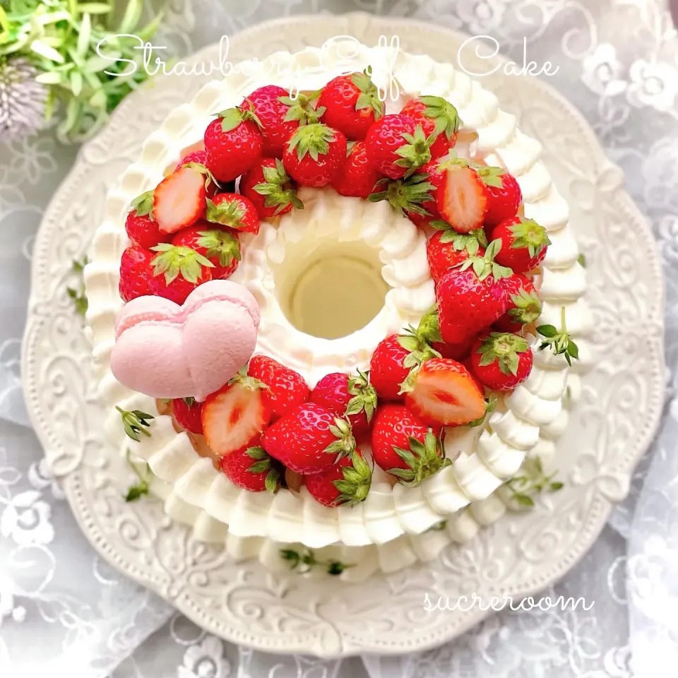 苺の米粉シフォンケーキです🍓✨️|sucreroomさん