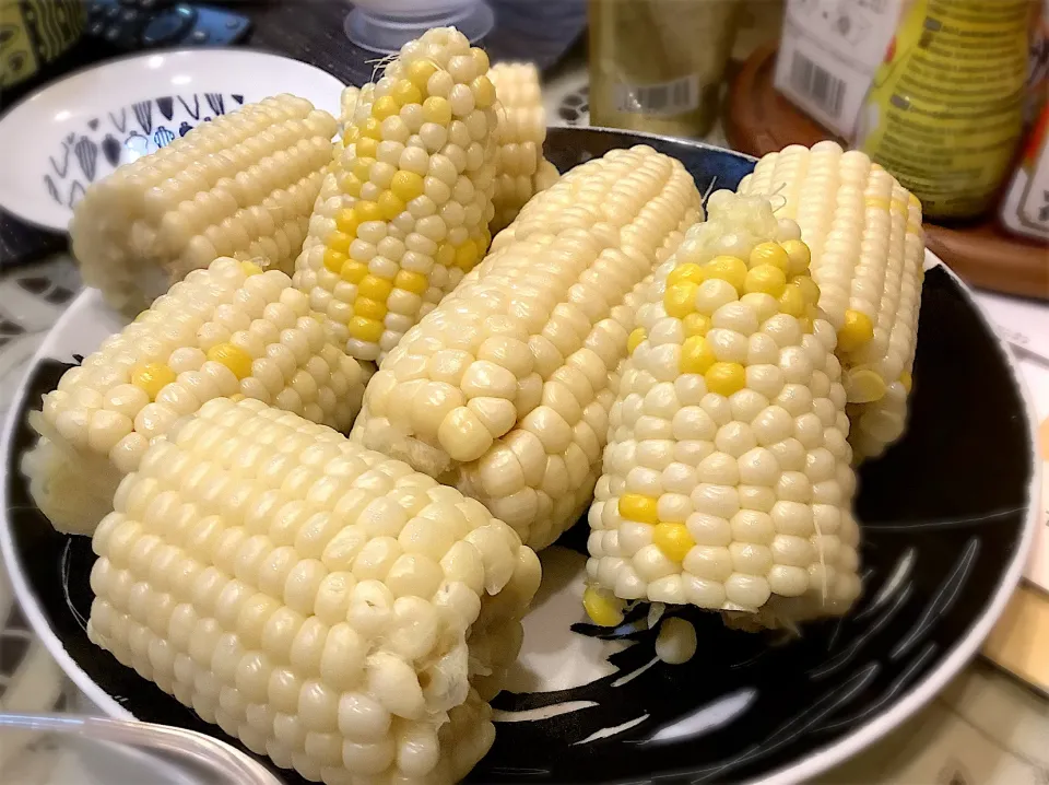 白いとうもろこし🌽😋|アライさんさん