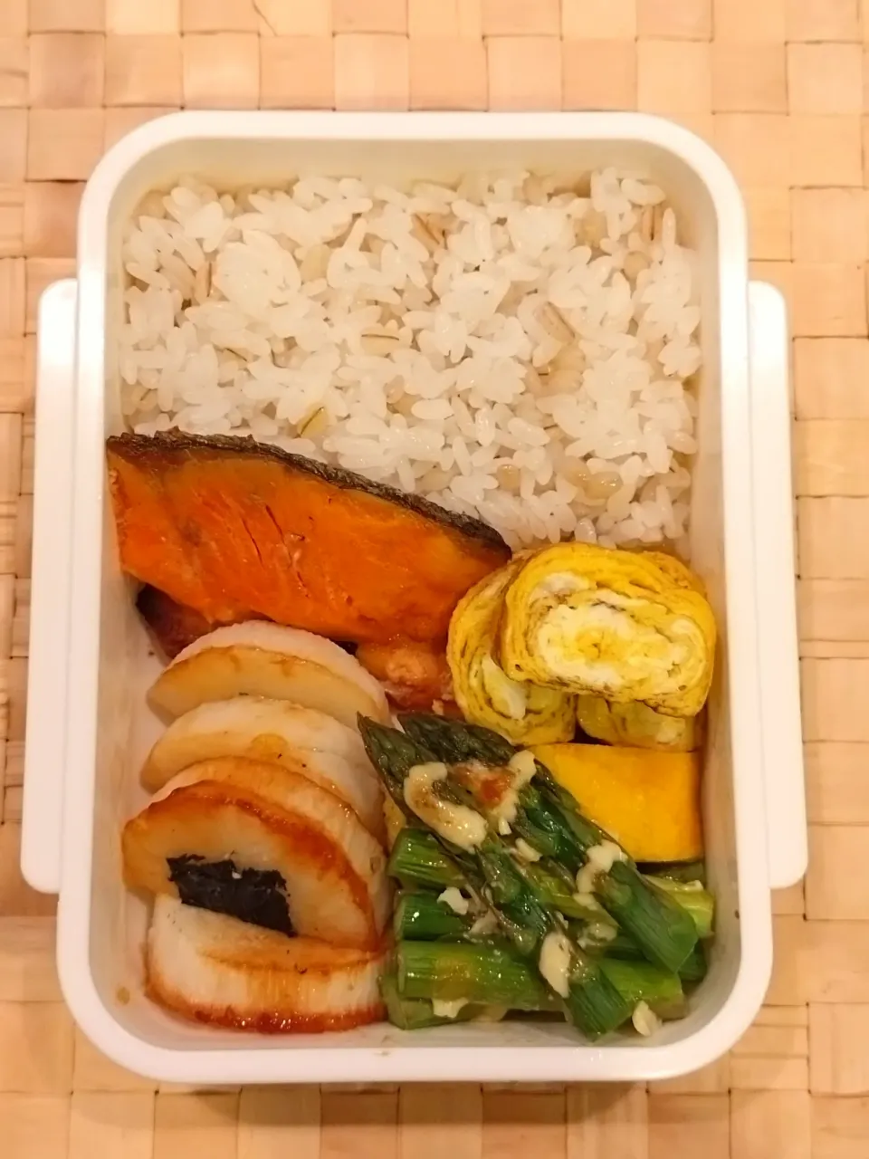 焼鮭弁当|mmmさん