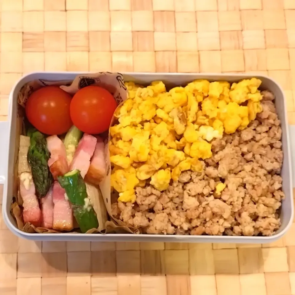 Snapdishの料理写真:そぼろ弁当|mmmさん