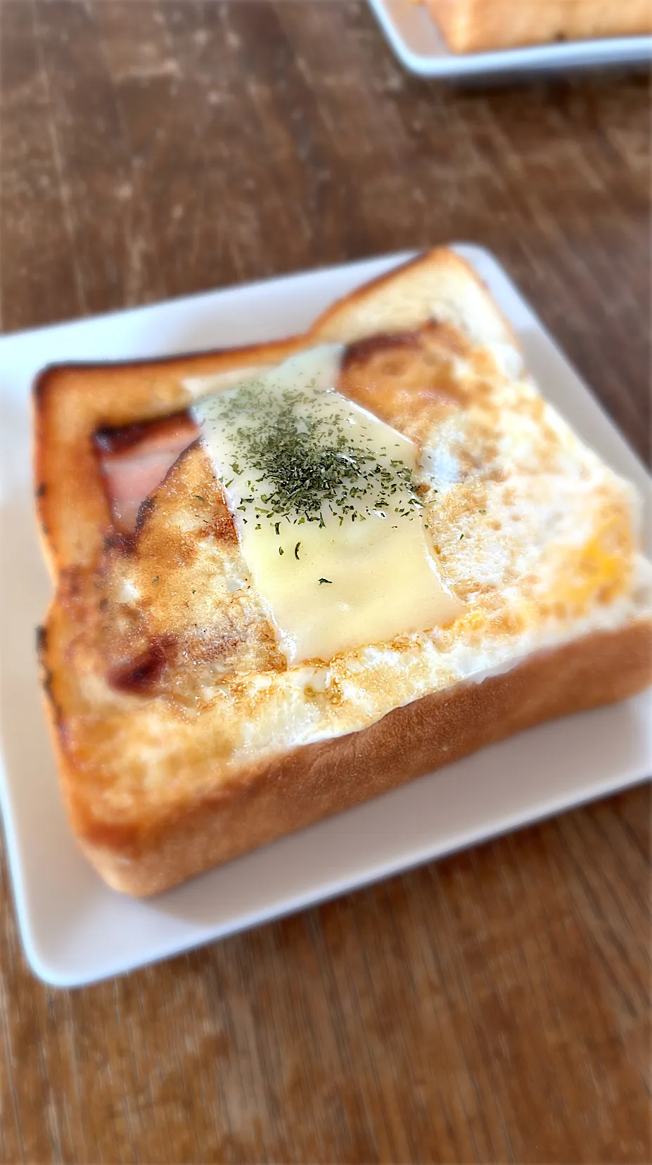 余った食パンで、ベーコン卵パン|ちびろ菌さん