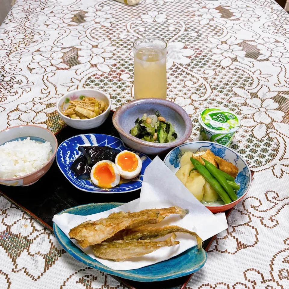 grandmaの晩ごはん☆ 今夜はいつもの煮物…キャベツの酢の物、ハタハタの唐揚げ
煮卵と茄子の揚げ浸しとメンマは残り物で…
梅酒で頂きます|kaoriさん