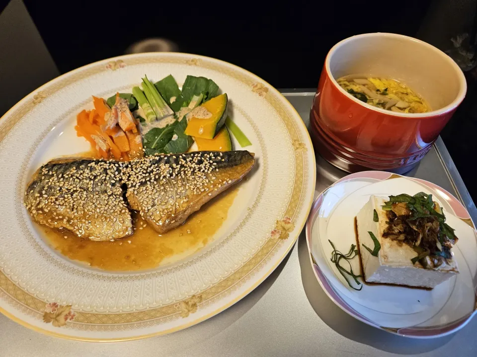 Snapdishの料理写真:久しぶりのお魚アラカルトです|motohiroさん