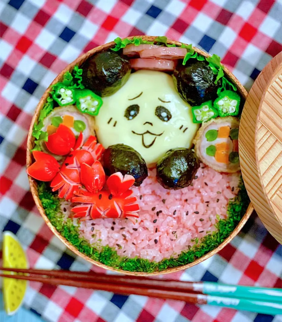 パンダチーズハンバーグと梅ごはんのスイカ🍉風弁当🍱和歌山自慢といえば梅とパンダ🐼❣️|AXさん