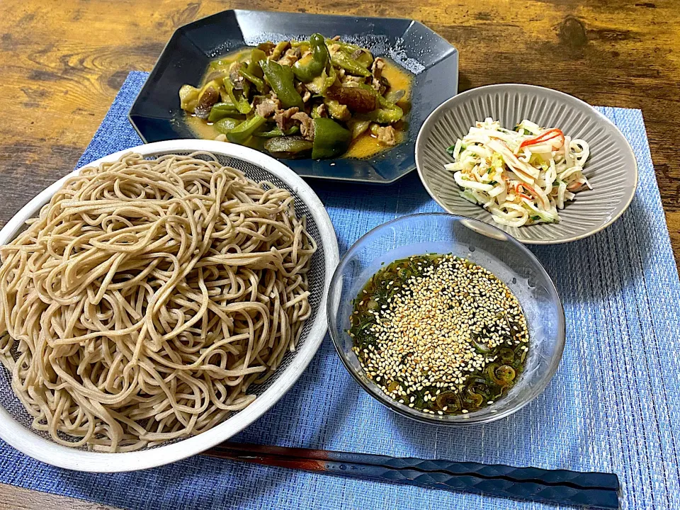 蕎麦　ナスとピーマンの味噌炒め　大根ときゅうりのマヨおかかサラダ|♡misaki♡さん