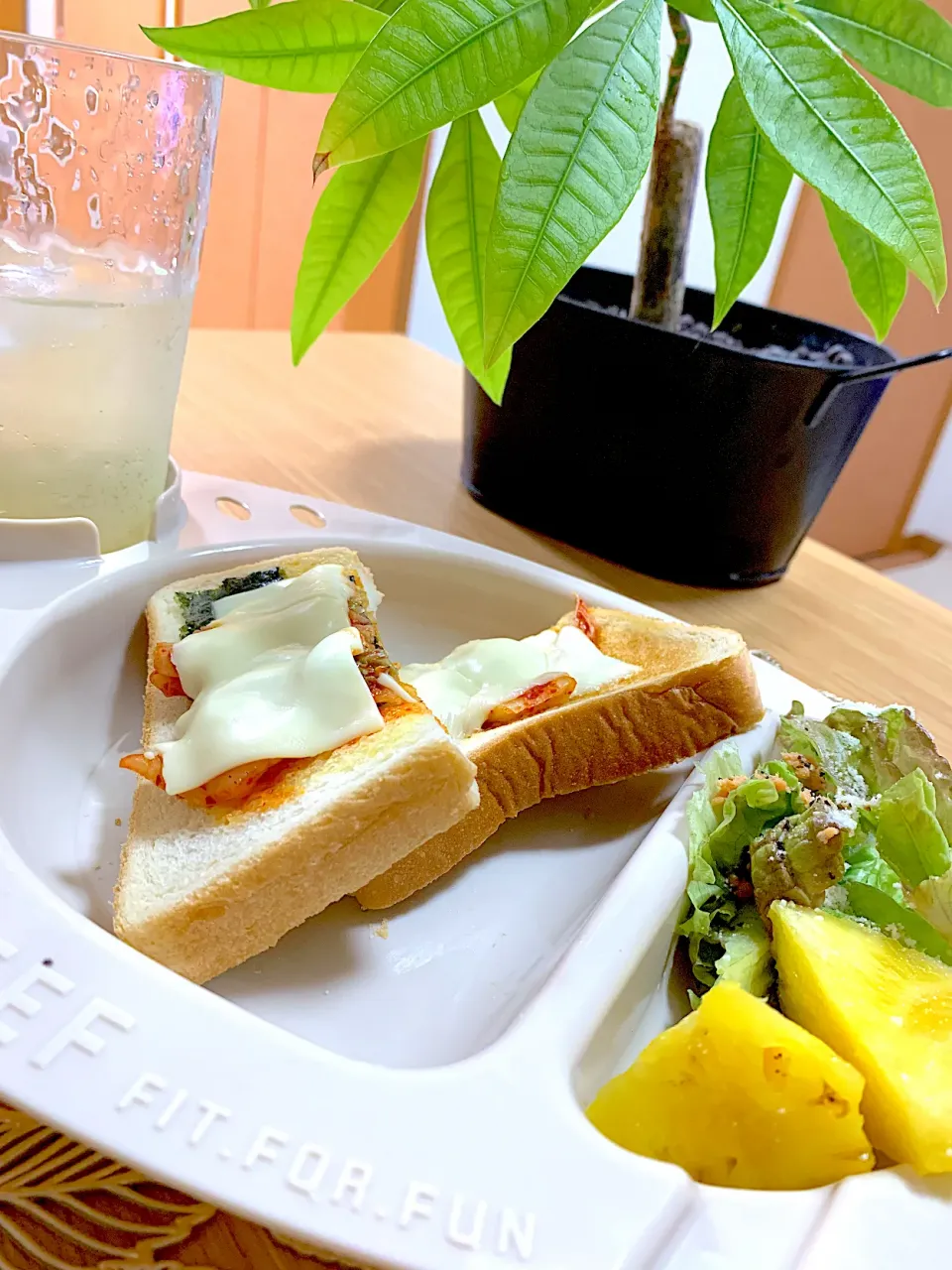 南国風シークワーサーサラダ🥗&チーズキムチ海苔トースト🧀|Haruさん