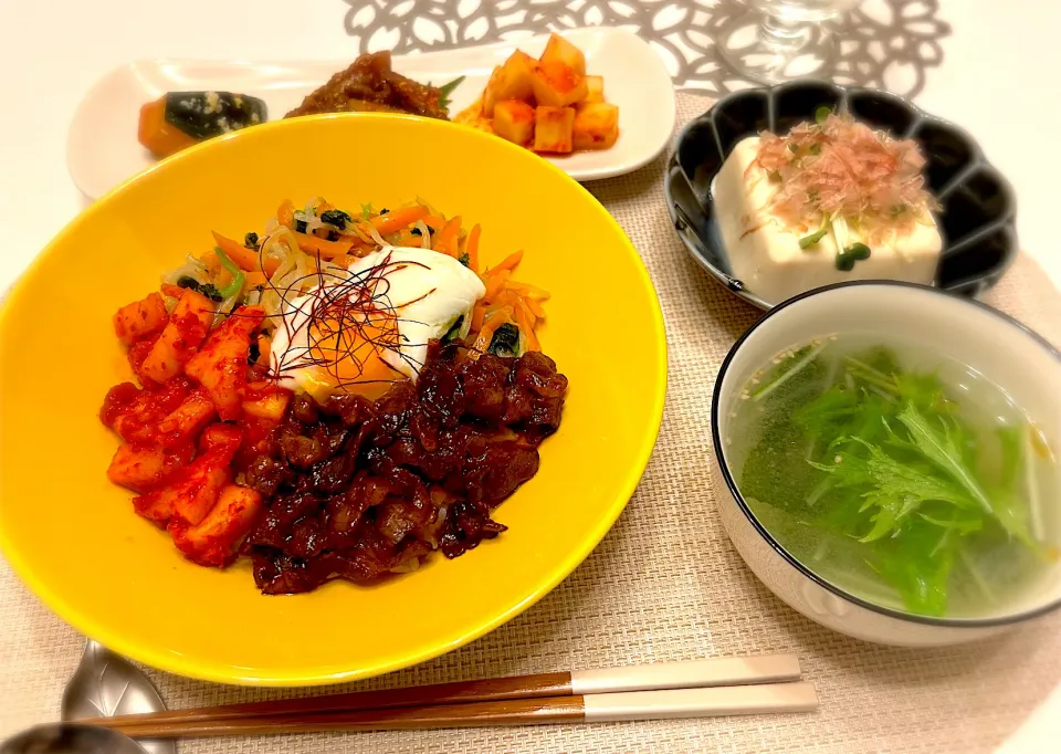 Snapdishの料理写真:焼肉ビビン丼|じゃんさん