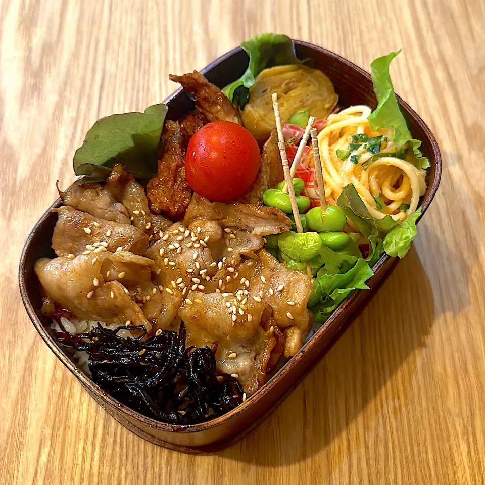 Snapdishの料理写真:しょうが焼きのっけ弁当|Dandaddyさん