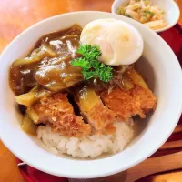 Snapdishの料理写真:カレーカツ丼|ドッコイさん