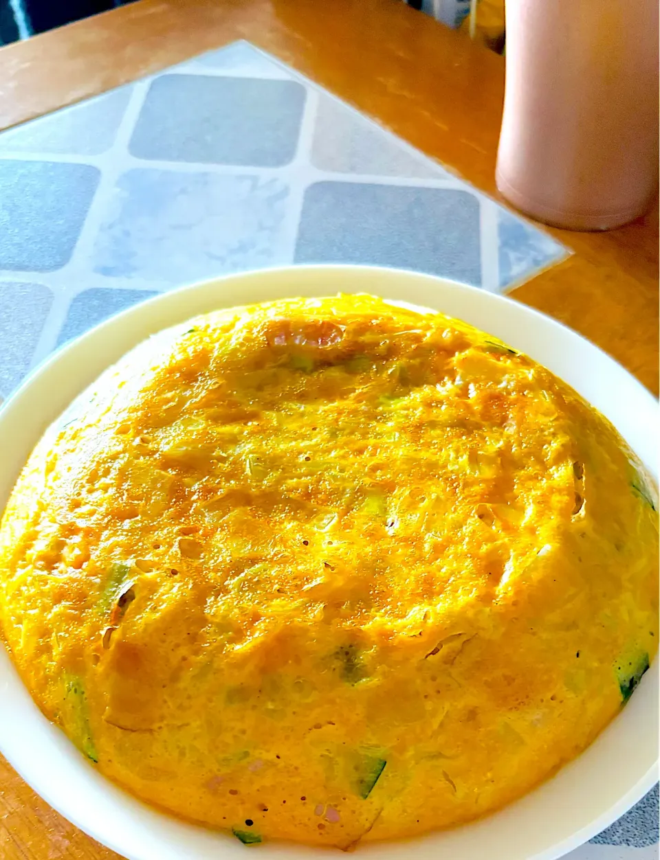 ホットクックでオープンオムレツ🥚|ちはるさん