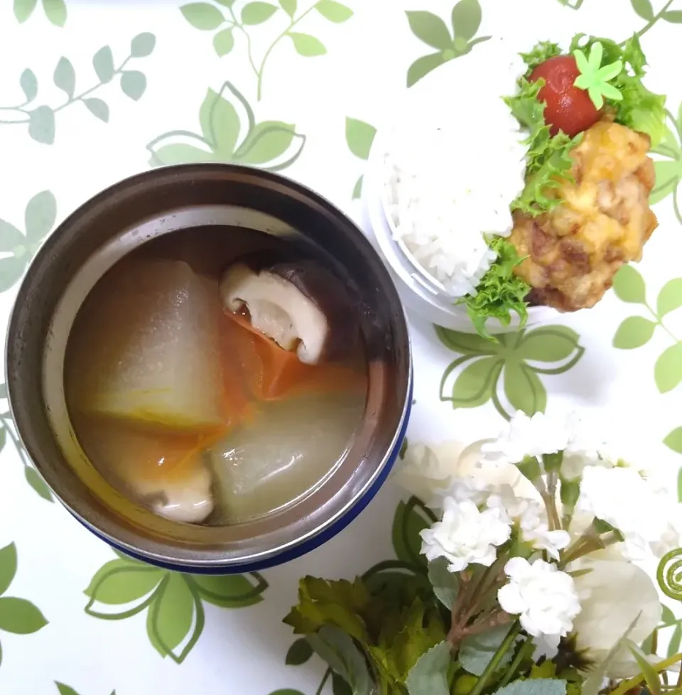 にゃんぺこさんの料理 梅雨の養生☔️～青瓜とトマトの薬膳スープ～|fumiさん