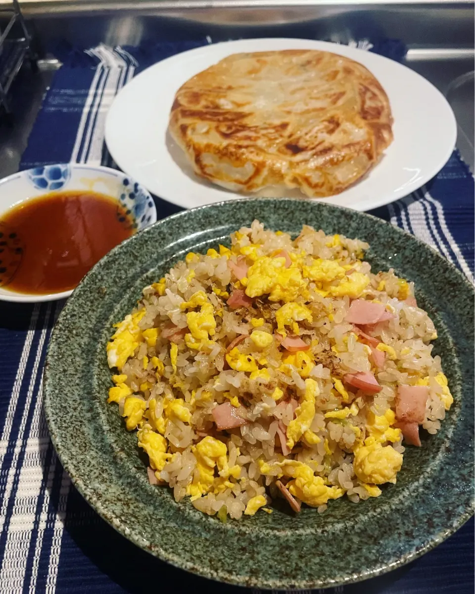 チャーハンと焼き餃子|めんちゃんさん