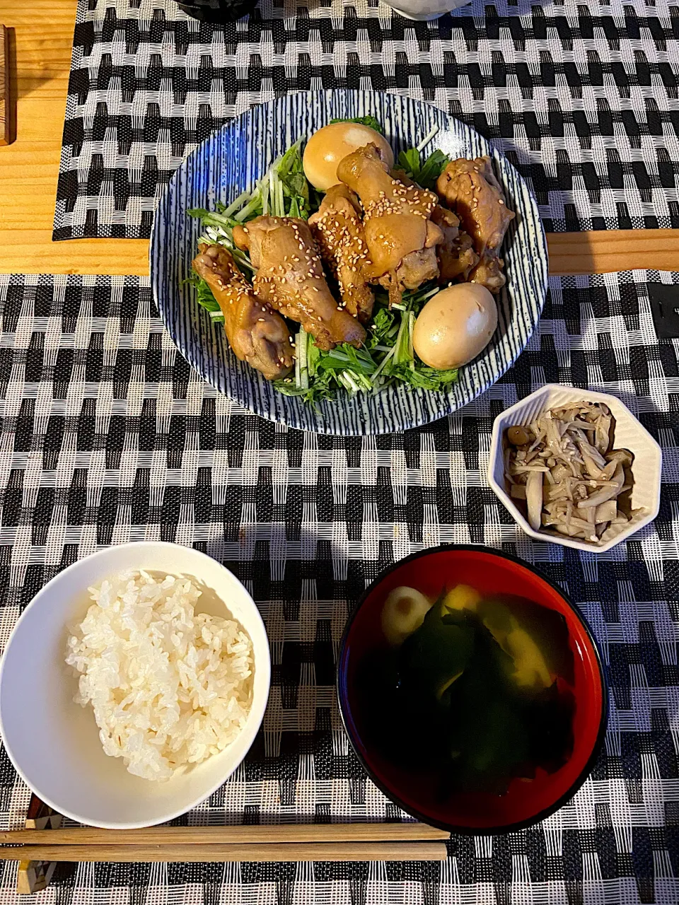 鳥手羽元のお酢煮|みくまるさん