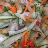 Snapdishの料理写真:Cucumber &  Carrot Salad|Harlina  (Malaysia)さん