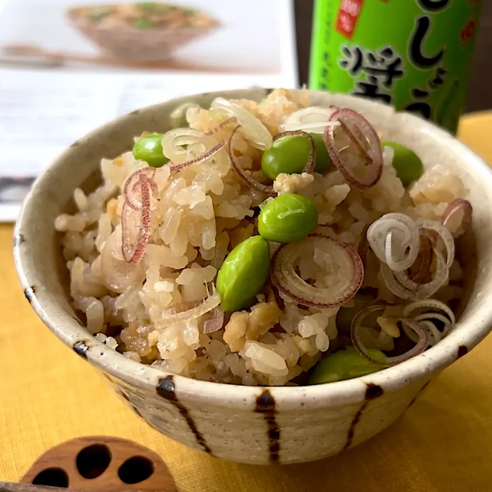 「食卓を紡ぐおたより便」よりリーフレットレシピから枝豆とひき肉の炊き込みご飯🍚|由美さん