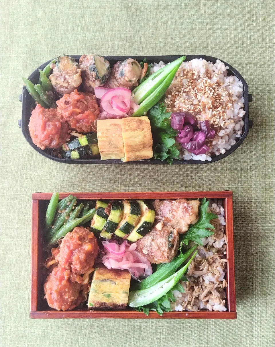 お弁当
  ズッキーニの肉巻き 焼肉タレ味
  ミートボールのトマトソース煮
  ネギ入り玉子焼き
  ズッキーニのチーズ焼き
  三度豆の胡麻和え
  紫玉ねぎの甘酢漬け
  オクラの白だし漬け|めしだママさん