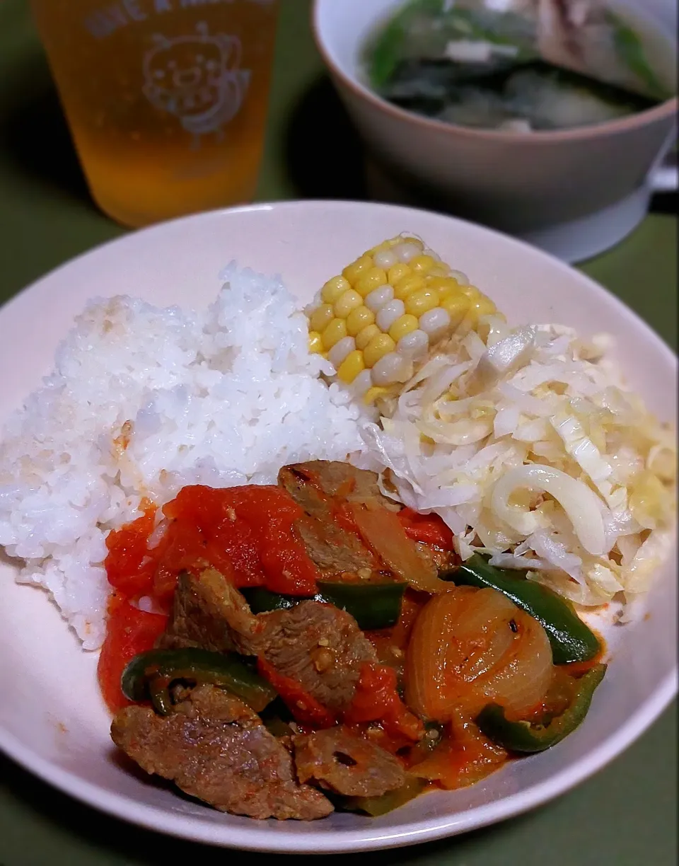 Snapdishの料理写真:ラム肉のトマトスパイス炒め|きつねさん