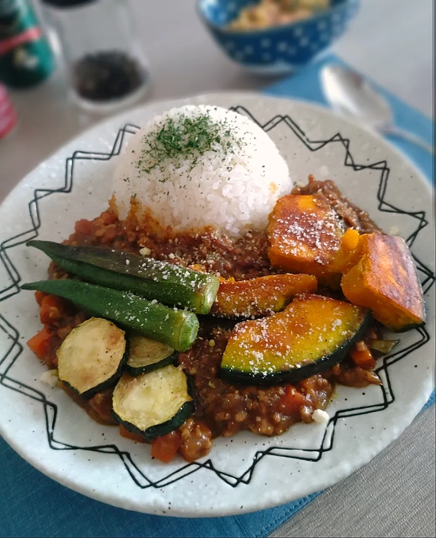 Snapdishの料理写真:スパイシー夏野菜カレー|わーちゃんさん