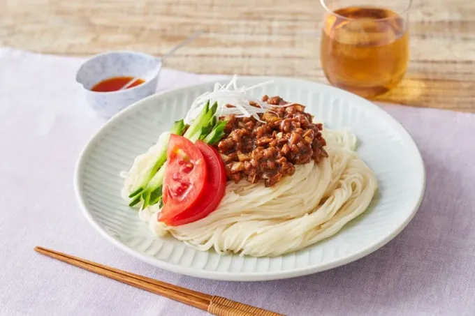 レンジで！肉みそ風ジャージャーそうめん|マルコメ キッチンさん