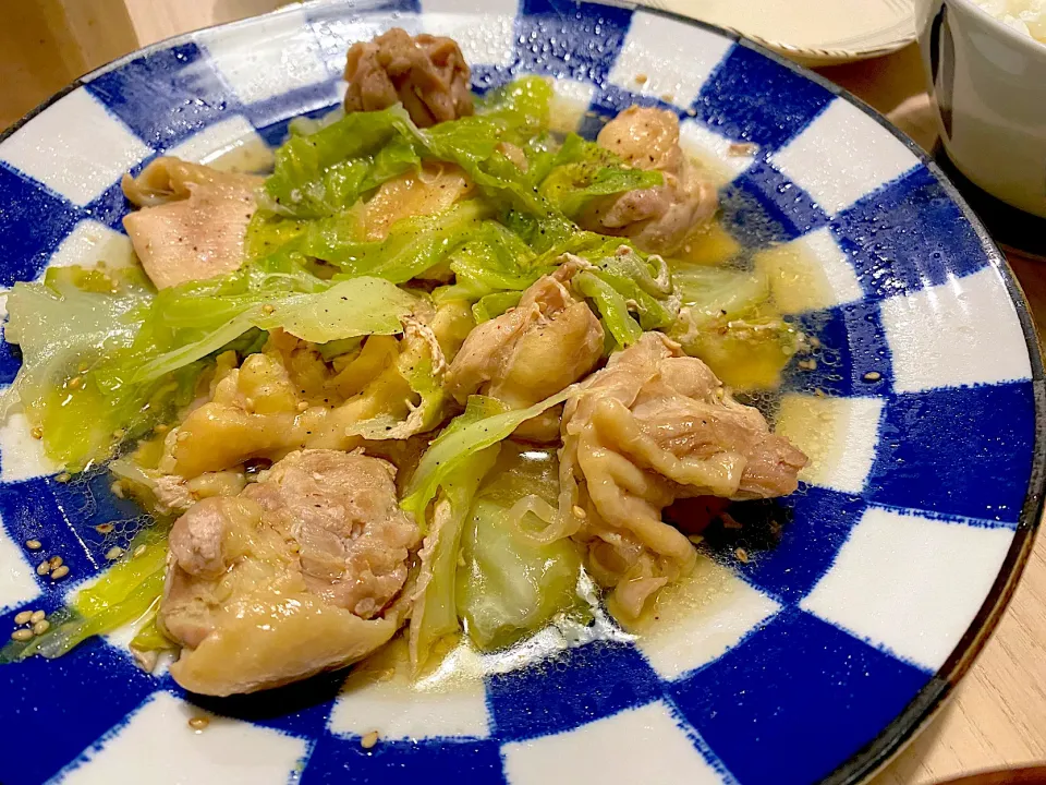 Snapdishの料理写真:鶏とキャベツのうま塩煮|hrkさん