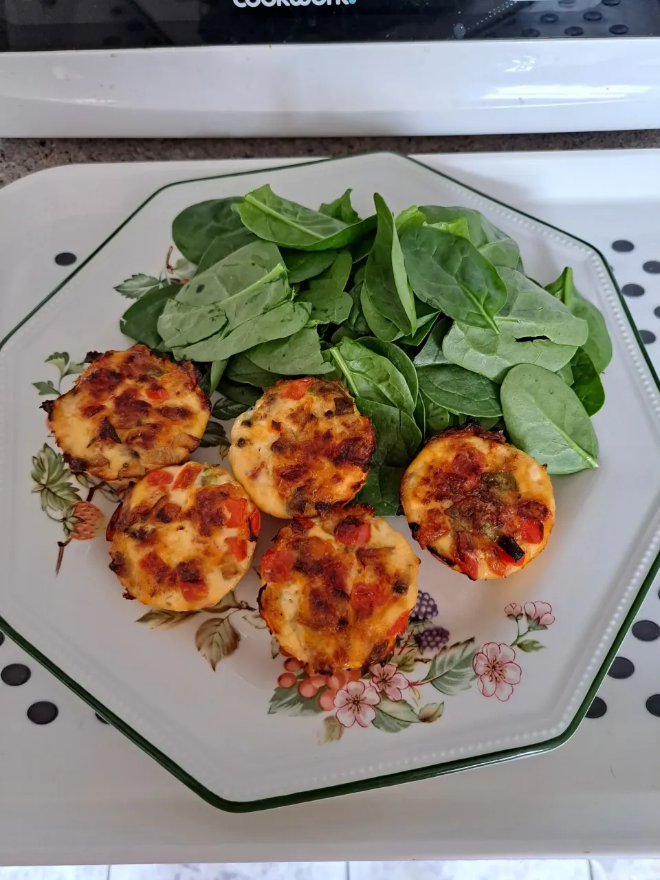 Snapdishの料理写真:Carbonara quiches|Lisa Popeさん