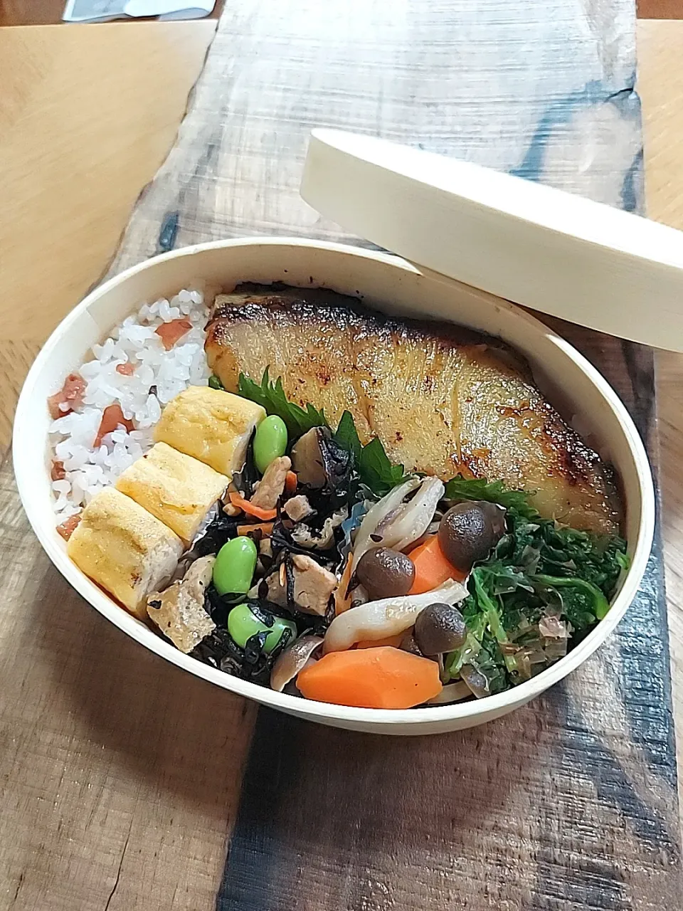 Snapdishの料理写真:銀ダラ弁当|nahoさん