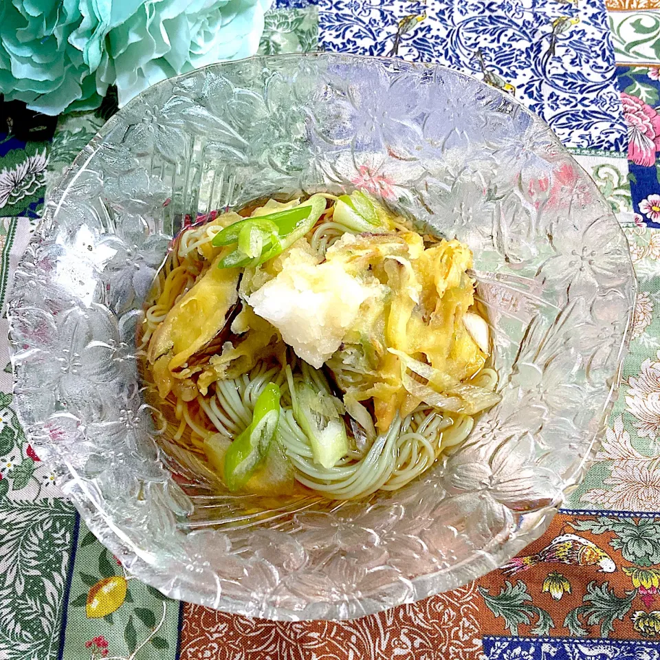 Snapdishの料理写真:夏野菜のかき揚げ素麺✨|ringonamaさん