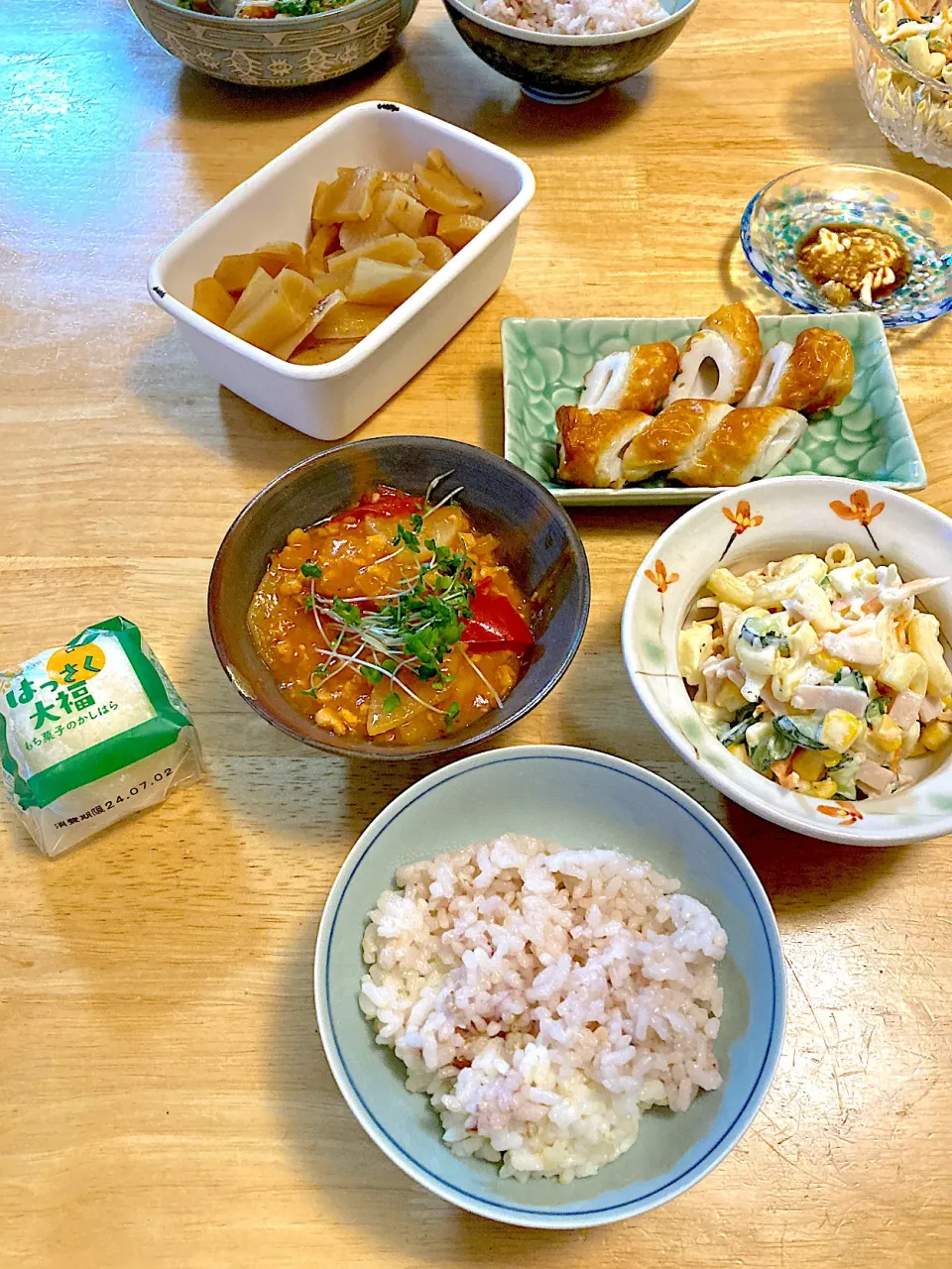 麻婆大根＆トマト☆マカロニサラダ☆ちくわ☆雑穀ご飯☆糠漬けたくわん☆かしはらのはっさく大福|さくたえさん