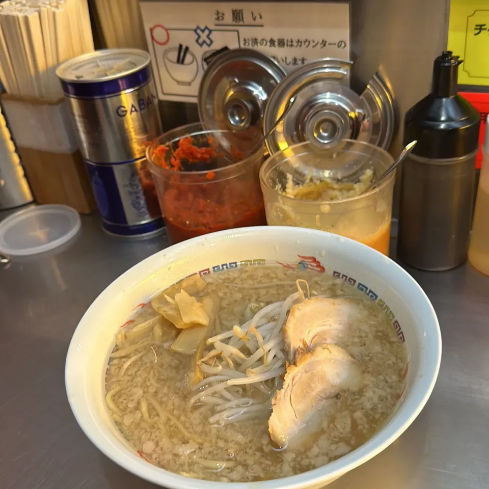 Snapdishの料理写真:ラーメン|Hajime Sakaiさん