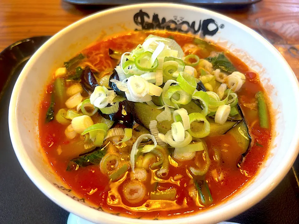 揚げナストマトラーメン|ぶりっとさん