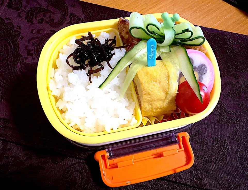 Snapdishの料理写真:ムスメ弁当|csigapogiさん