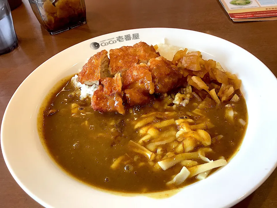 やっぱ暑い日にはカレー🍛😋|アライさんさん