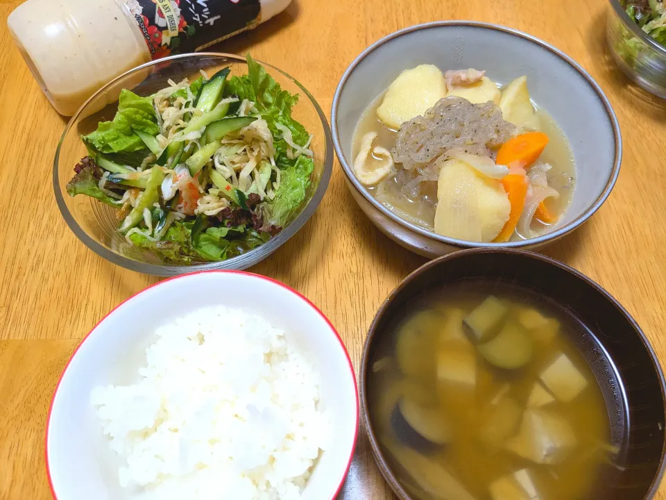 鶏じゃが、切り干し大根サラダ、茄子の味噌汁|きなこもちさん