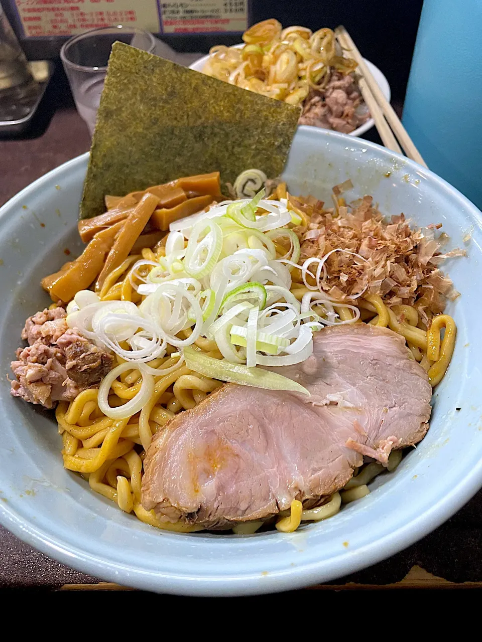 兎に角　油そば　刻みチャーシュー丼|ケンケンさん