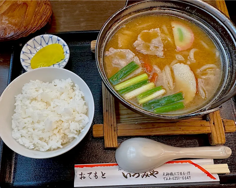 Snapdishの料理写真:味噌煮込みうどん🍜|にゃあ（芸名）さん