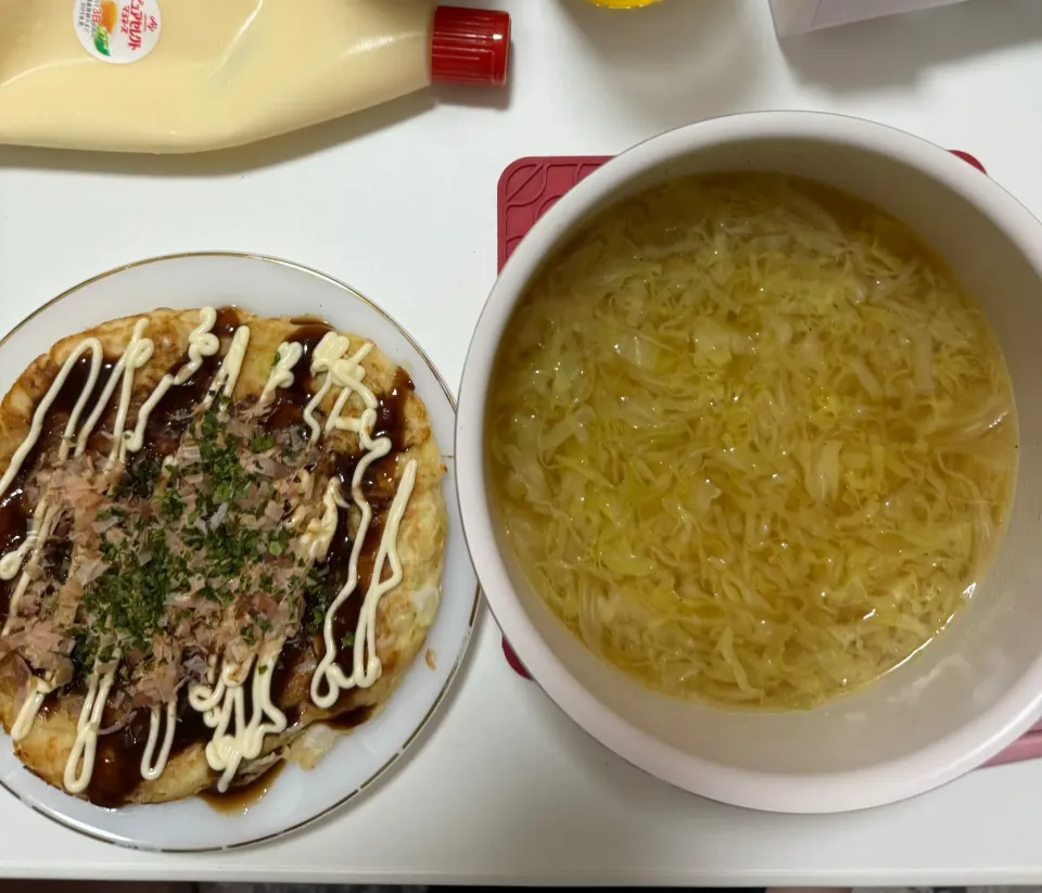 お好み焼きとコンソメスープ|りみさん