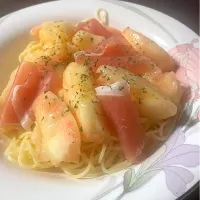 Snapdishの料理写真:桃の冷製パスタ🍑🧡|Emaの自炊日記さん