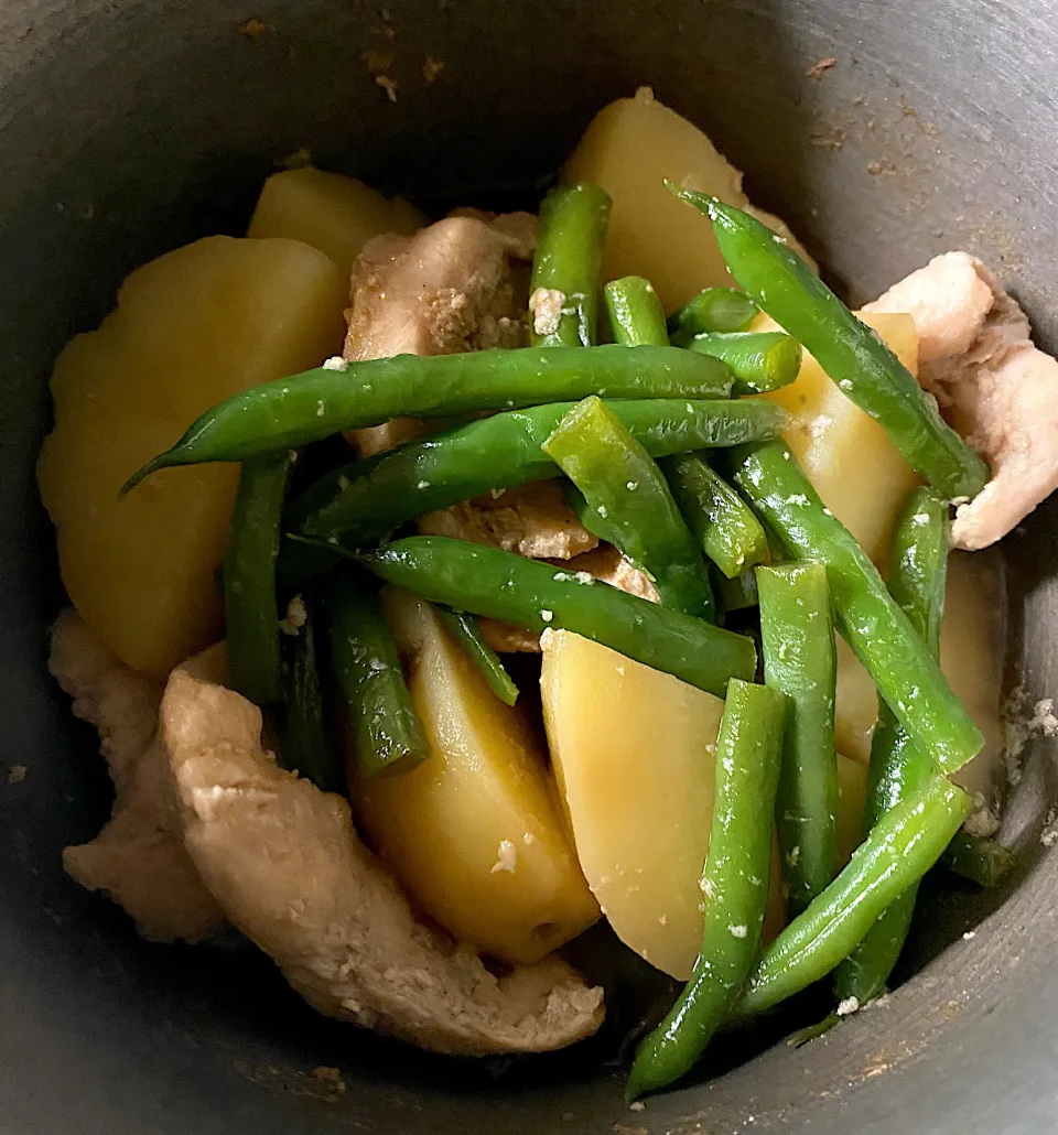 新じゃが鶏肉煮物|みーさん