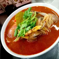 Snapdishの料理写真:泰式東炎海老スープ
Thai Style Tom Yam Seafood Soup|Alexさん