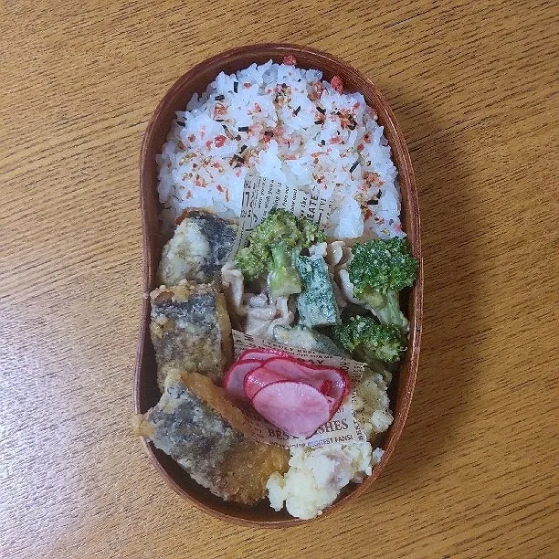 7月5日お弁当
鯖の竜田揚げ
ポテトサラダ
豚肉ブロッコリーオクラ胡麻ダレ和え
ラディッシュ浅漬け|シロクマさん